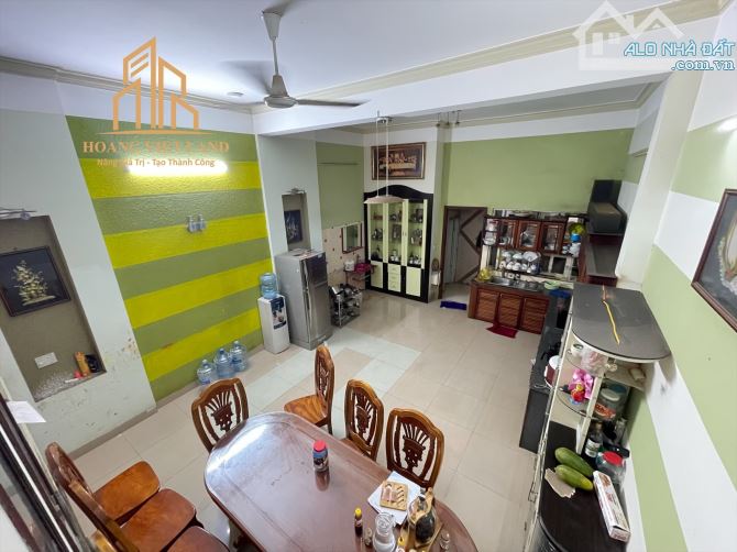 BÁN NHÀ 1 TRỆT 3 LẦU MẶT TIỀN ĐƯỜNG PHAN CHU TRINH - DT: 5x19,76m - H: TÂY BẮC - 16,5 TỶ - 3