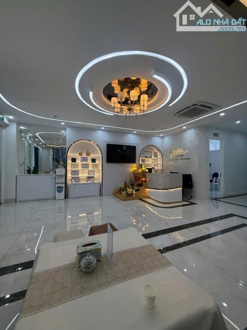 Mặt phố Quan Hoa đắc địa phong thủy, view sông Tô Lịch, tòa nhà VP 143m2, 8T, mt7m, 110 tỷ - 3