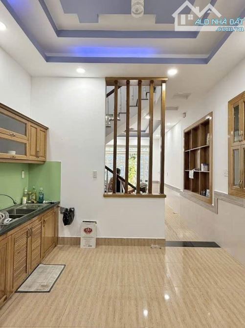 DƯƠNG CÁT LỢI NHÀ BÈ, 80M2, CHỈ 6,2 TỶ, NHÀ 3 TẦNG, HẺM Ô TÔ, GẦN CẦU PHÚ XUÂN. - 3