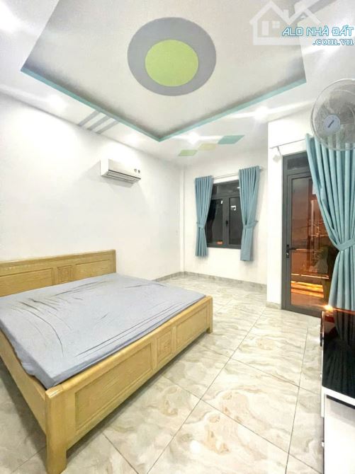 BÁN NHÀ 2 TẦNG HẺM XE HƠI - GẦN ĐẠI HỌC VĂN LANG - DƯƠNG QUẢNG HÀM 4X18M - 3