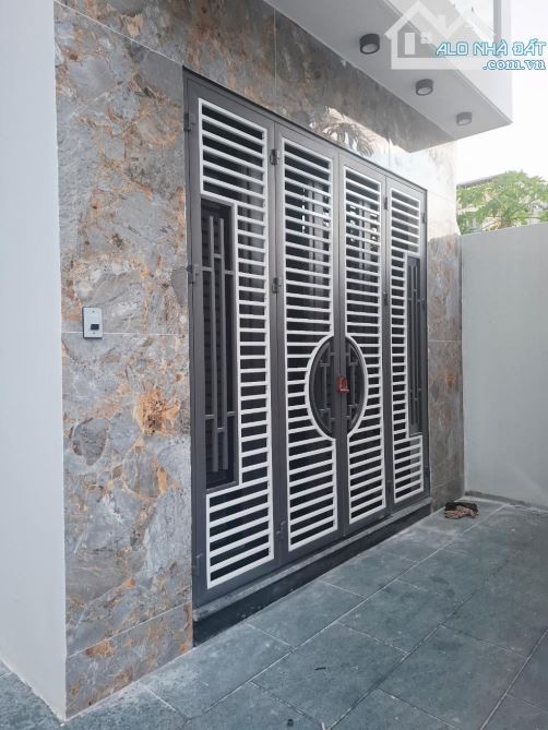 bán nhà bát khối long biên hà nội , vị trí vàng của phố - 3
