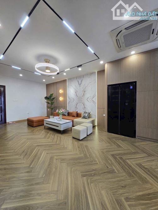 Bán chung cư Nguyễn Chí Thanh, DT 94m2, căn 3 ngủ giá 9.7 tỷ - 3