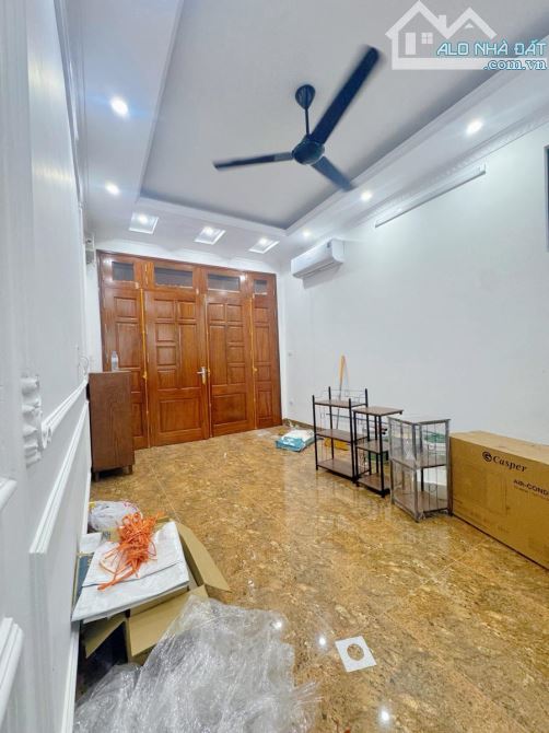 BÁN NHÀ LÔ GÓC PHỐ VĂN MIẾU 44M2 × 5 TẦNG, THANG MÁY, Ô TÔ ĐỖ CỬA – 17 TỶ ĐỐNG ĐA - 3