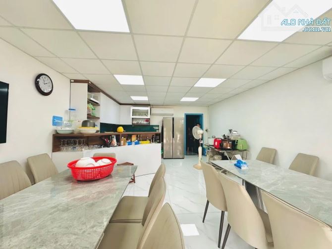 phân lô, ô tô tráh, thag máy, KD, gần đại học thăng long, vũ tông phan,100Mx6TxMT5m 26,5ti - 3