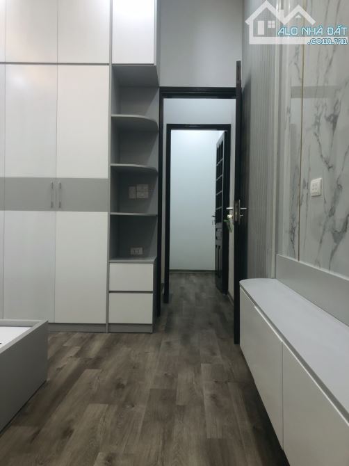 TRẦN KHÁT CHÂN , 37M² , NHÀ MỚI Ở NGAY , ĐẦY ĐỦ NỘI THẤT , VÀI BƯỚC RA Ô TÔ , 8,2 TỶ - 3