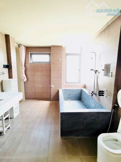 🔥 MẶT TIỀN LÔ GÓC TÂN CẢNG – GẦN LANDMARK 81 – 40M² (4x10) – 4 TẦNG BTCT – DÒNG TIỀN 45TR - 3