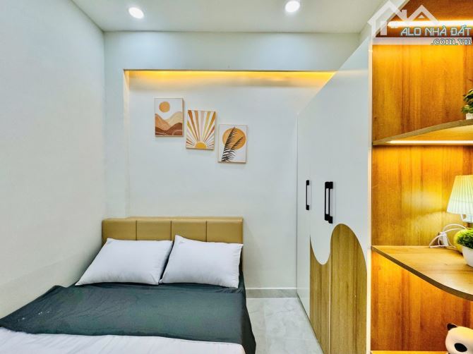 SIÊU VỊ TRÍ GIÁP Q1 Q2• NGAY CẦU THỦ THIÊM (P22 BÌNH THẠNH) • 3 TẦNG • HẺM 4M • 6 TỶ - 3