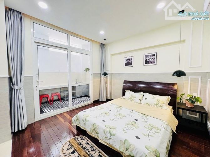 Bán nhà Phú Nhuận - khu phân lô - xe hơi - 5 tầng - kimh doanh - 3