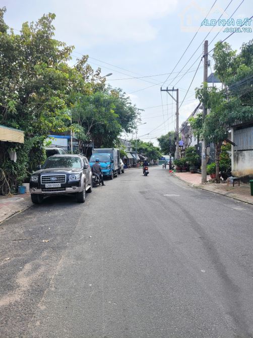 Bán đất tặng nhà cấp 4, 2MT đường Lái Thiêu 45 p.Lái Thiêu Tp.Thuận An chỉ 5ty100 TL M5127 - 3