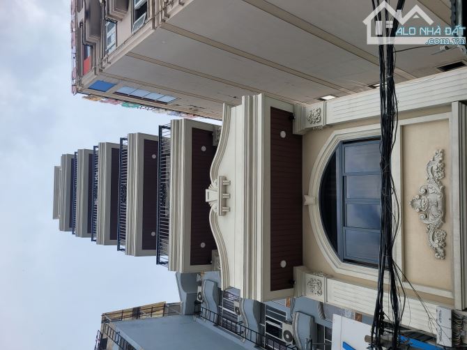Nhà 5 tầng dtsd 220m2 nhà full gỗ gõ đỏ full NT nhà có học thang máy chỉ 12.9 tỷ - 3