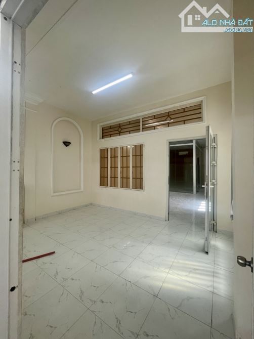 MUA ĐẤT TẶNG NHÀ - 136M2 NGANG 6,5M - XE TẢI NGỦ TRONG NHÀ - HUỲNH TẤN PHÁT - HƠN 7T.Ỷ - 3