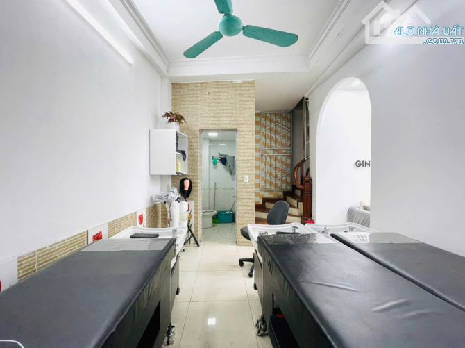 Cho thuê nhà mặt phố Giáp Nhất, Thượng Đình, Thanh Xuân. DT 65m x 5 tầng, giá 28tr - 3