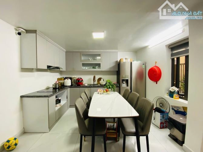 MSP: 04 🏡 BÁN NHÀ VILLA SÂN CỔNG ĐỘC LẬP – GẦN MẶT ĐƯỜNG ĐIỆN BIÊN PHỦ 🌿 - 3