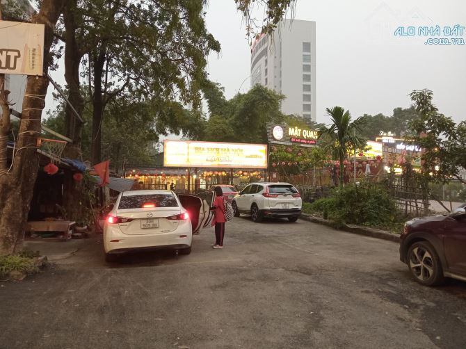 Bán lô đất vàng Mặt phố Nguyễn Hữu Thọ 600m2, Mặt tiền 25,2m 330 Tỷ