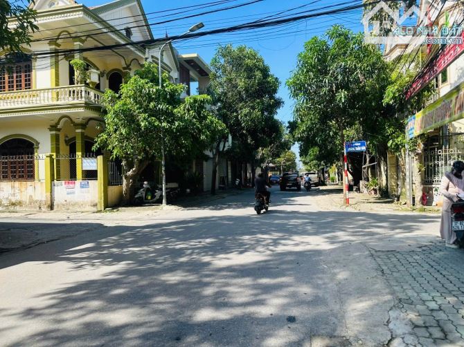 SIÊU PHẨM MẶT ĐƯỜNG CHU VĂN AN, LÊ LỢI TRUNG TÂM THÀNH VINH 153m2 ĐÔNG NAM - 4