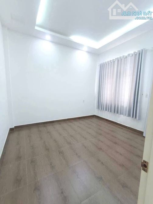 CHO THUÊ NHÀ NGUYÊN CĂN DT KHỦNG 8X15M 1T2L 3PN 2WC SÂN OTO ĐƯỜNG 24 LINH ĐÔNG - 5
