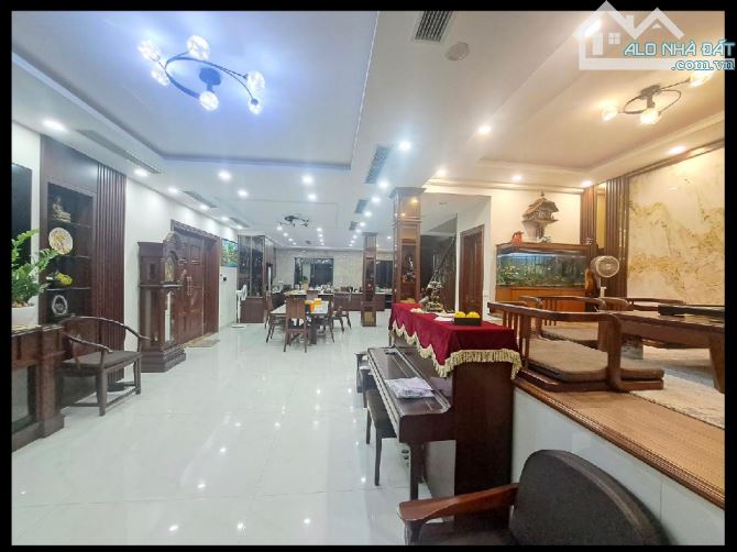 Bán biệt thự sân vườn, hầm để xe. Đường Tố Hữu,An Khang, Dương Nội, Hà Đông. 183m2, 5 tầng - 4