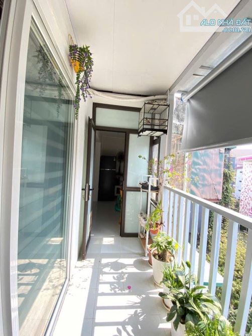 BÁN TẬP THỂ TẦNG 5 ,BỘ T .CHÍNH, 43 NGUYỄN NGỌC DOÃN, ĐỐNG ĐA. 150M2 – 5PN. 4,48 TỶ - 4