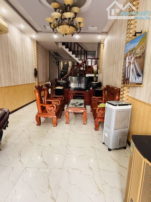 NHÀ MỚI 4 TẦNG ĐẲNG CẤP – HẺM XE HƠI – GẦN MẶT TIỀN MÃ LÒ – CHỈ 7.X TỶ SỞ HỮU NGAY - 4