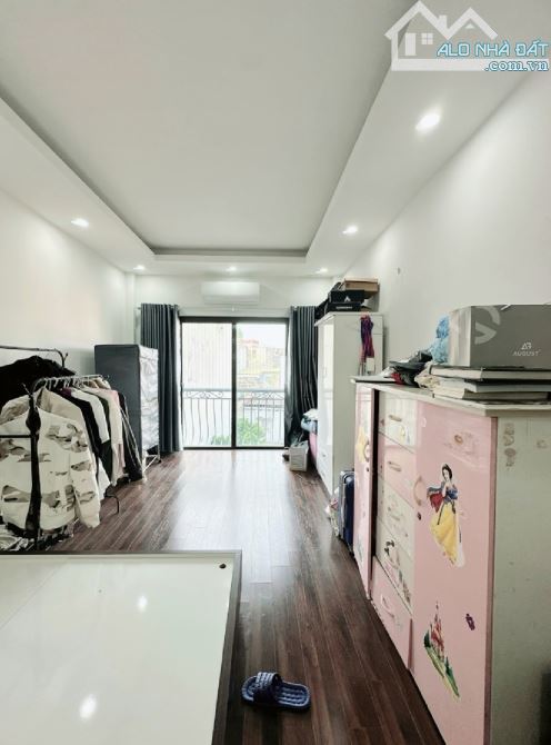 NHÀ ĐẸP VÕ THỊ SÁU 35M-3 NGỦ -FULL NỘI THẤT -NGÕ XE BA GÁC ĐỖ CỬA - 4