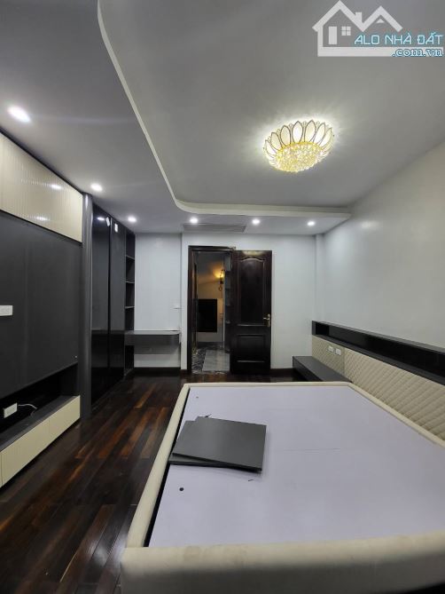 Bán nhà Hồng Mai – 2 mặt ngõ – 6 tầng thang máy – nội thất xịn – giá 16.8 tỷ