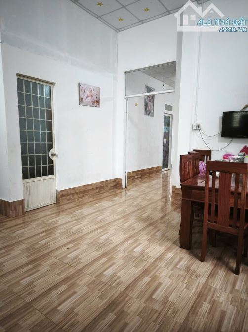 Nhà 7x23 hẻm 53 Trần Quý Cáp , 3tỷ550 - 4
