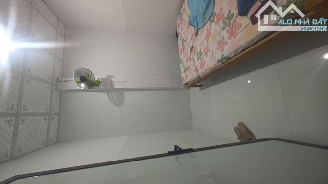 Nhà 2 tầng kiên cố vừa ở vừa cho thuê thu nhập 12tr kiệt Lạc Long Quân Hoà Khánh - 4