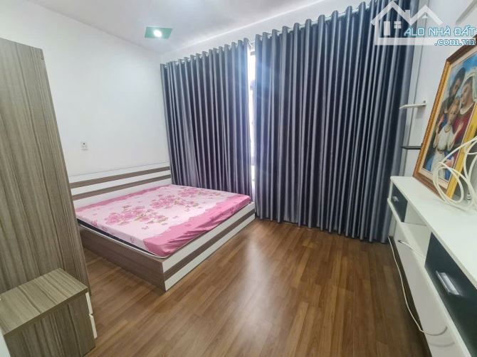 BN4556	Bán vị trí gần biển Bãi Trước, thuộc Trung Tâm Phường Vũng Tàu, hẻm Phan Chu TRinh - 4