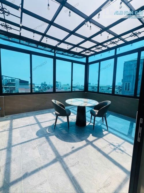 BÁN NHÀ HOÀNG QUỐC VIỆT 60m2. 2 THOÁNG + THANG MÁY - GARA Ô TÔ + Ô TÔ TRÁNH - 4