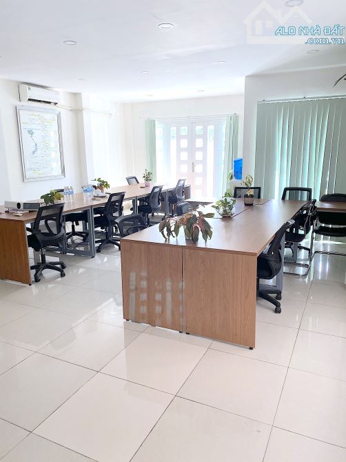 Nhà MTiền Vũ Ngọc Phan 7x25.Trệt.Lầu.st.7P.sân to chà bá.Tốt Nhà Trẻ.CTy.PKhám - 4