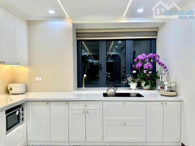 Nhà đẹp về ở! Liền kề 100m, Hoàn thiện Full nội thất, Thang Máy tại KĐT Kim Chung Di Trạch - 4