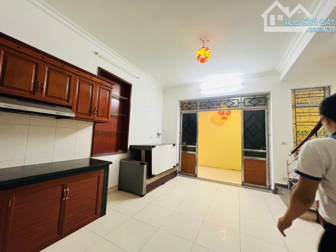 Siêu hiếm nhà 3 tầng đường Hồ Đá, Sở Dầu, Hồng Bàng, Hải Phòng. ô tô đỗ cửa chỉ 2,1 tỷ - 4