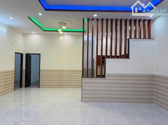 CG-Căn  BIỆT THỰ MINI -TÂN ĐÔNG HIỆP (DĨ AN CŨ),TP.HCM 150m2 ngang 10m, sân oto chỉ 4.8ty - 4