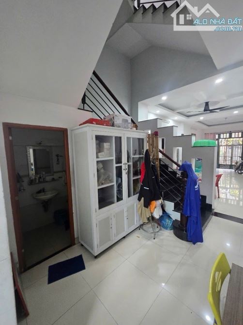 Nhà Hẻm Xe Hơi 84m2, 3 Tầng, Nguyễn Súy - Tân Phú, Chỉ 8 Tỷ 9 - 4