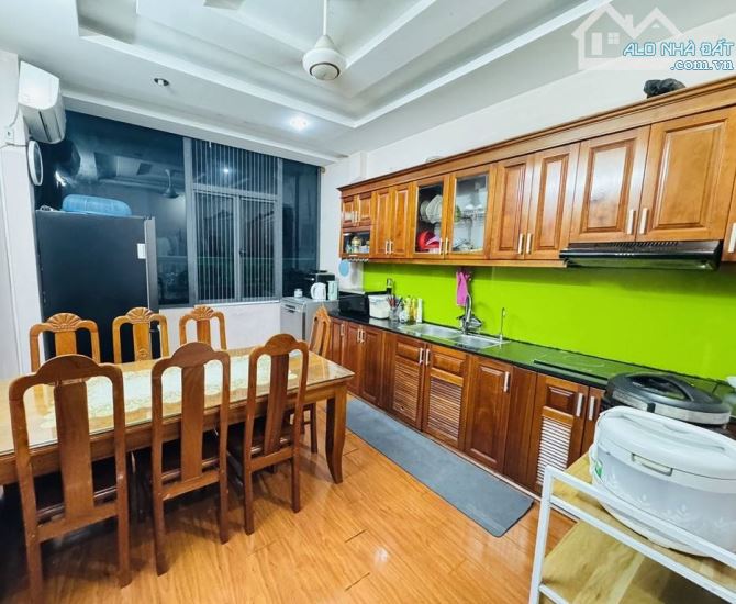 🚨🔥 AN CƯ ĐỈNH CHÓP – NHÀ YÊN BỆ - 42M² x 4 TẦNG, 4PN FULL NỘI THẤT. CHỈ 4,3 TỶ - 4