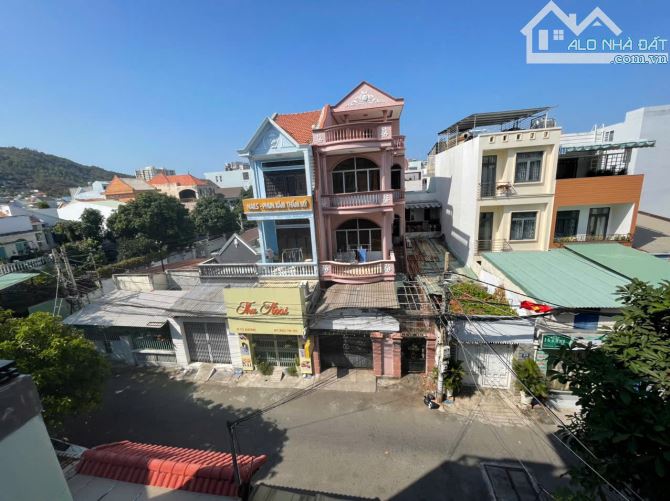 BÁN NHÀ Ở GIA ĐÌNH 1 TRỆT 2 LẦU MẶT TIỀN TÚ XƯƠNG P4,TP.VŨNG TÀU,115M2 GẦN BIỂN GIÁ 12 TỶ - 4