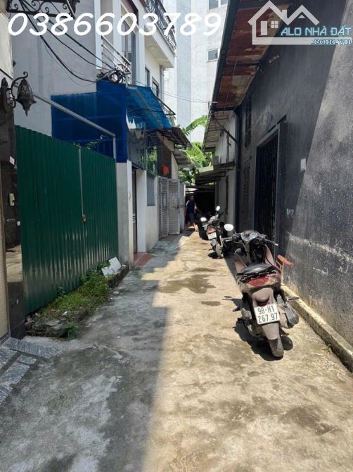 RỘNG THOÁNG – TRUNG TÂM ĐỨC GIANG -Ô TÔ ĐỖ CỬA -42m. -6,5 TỶ - 4