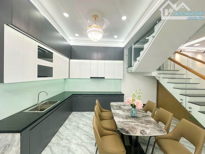 Nhà đẹp như biệt thự tại Hóa An Biên Hòa 2 lầu 1 trệt 230m² full nội thất nhập khẩu - 4