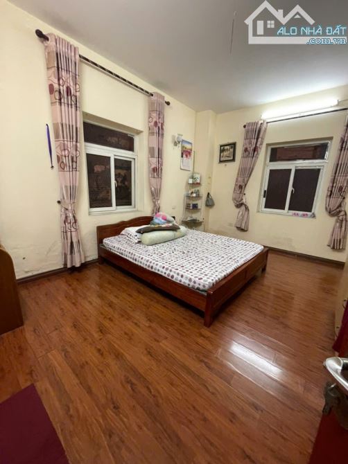 Chung cư bộ quóc phòng 3 ngủ 3 vệ sinh giá tốt nhất khu Hoàng Quốc Việt - 4