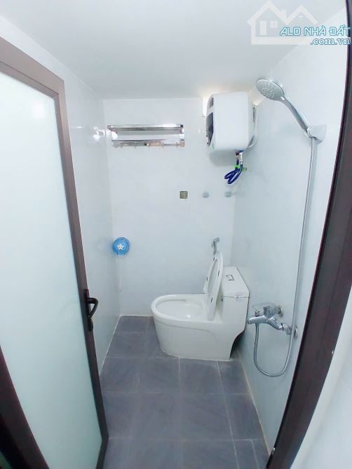 NHÀ ĐẸP LÔ GÓC ZÁ MỀM – XÁCH VALI VỀ Ở LUÔN TRUNG TÂM PHỐ TRẦN NGUYÊN HÃN - 4