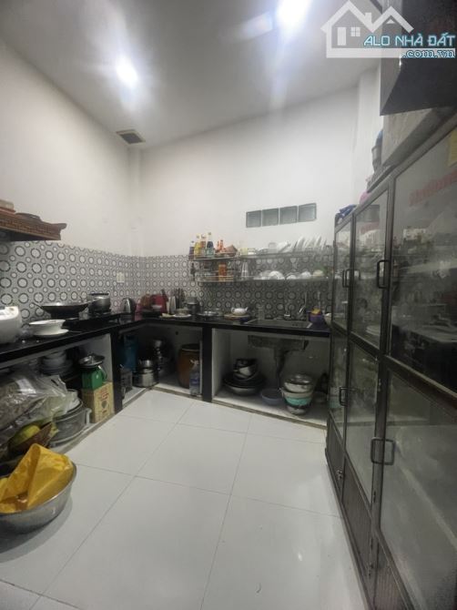 Bán nhà giá rẻ Bình Tân, đường Miếu Gò Xoài, 93m2, 2 lầu, hẻm xe hơi, chỉ nhỉnh 6 tỷ - 4