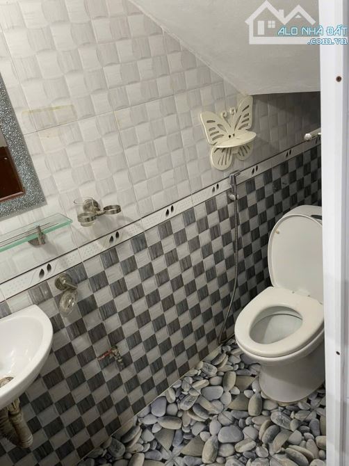 BÁN NHÀ DIỆN TÍCH RỘNG NGÕ 207 TRƯƠNG MỸ PHƯỜNG LÊ THANH NGHỊ TP HẢI DƯƠNG- TP HẢI PHÒNG M - 4
