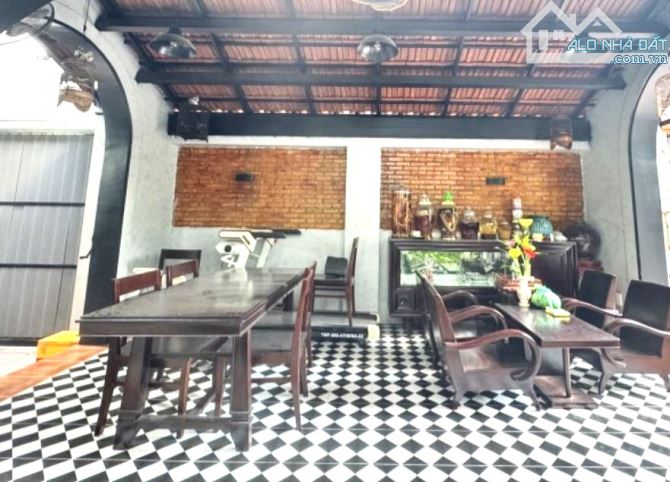 Bán Nhà Sân Vườn-2 Mặt Hẻm Ô Tô Thông Tránh-Lê Văn Chí-374m2-Nhỉnh 16 Tỷ (TL) - 4
