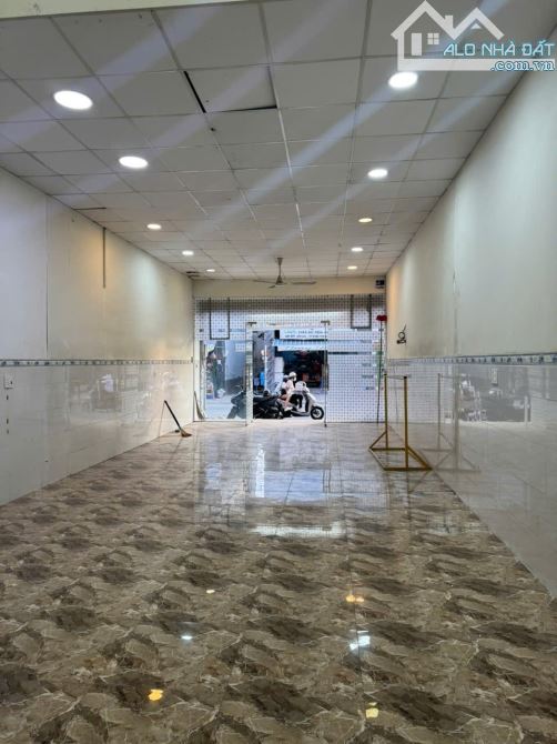 BÁN NHÀ MT - C4 - 100M2 - ( 5 x 20m ) -  AN PHÚ ĐÔNG - QUÂN 12.  NHỈNH : 10  TỶ TL TỐT. - 4