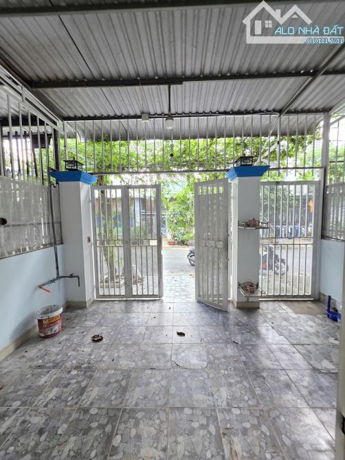 Bán nhà 99,4m2 trệt 2lầu 4ty2 TL  5x20m KDC Biconsi p.Tân Bình Tp.Dĩ An - 4