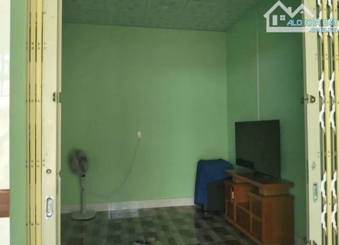 Cần tiền chưa bệnh cho con gái nên chú Bảy gừi bán căn nhà ở Bà Điểm-Hóc Môn. DT 119m2, - 4