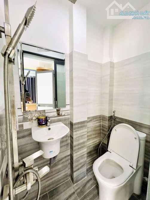 NHANH MỚI KỊP! VỊ TRÍ CỰC ĐẸP – HẺM THÔNG, nhà Lạc Long Quân - Tân Bình29m2, 5.35tỷ - 4