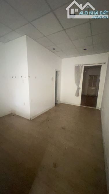 MẶT TIÊN KINH DOANH VÕ VĂN TẦN - 3 TẦNG- P. BÀN CỜ -Q.3- DT: 32M2- 27 TỶ - 4