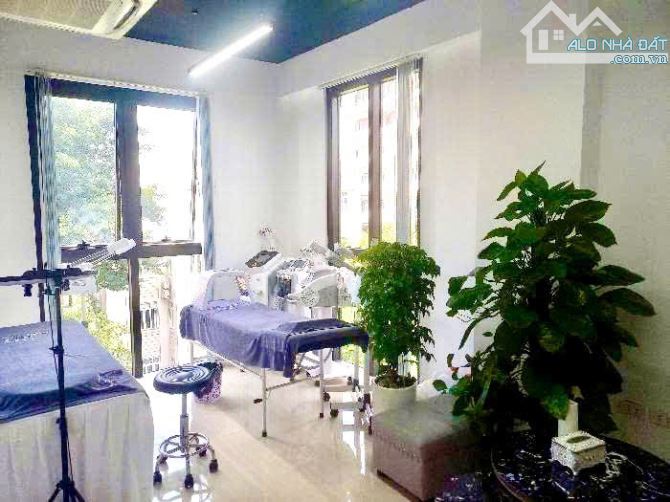 Bán TÒA BUILDING TÂY HỒ,siêu phẩm 220m 8 tầng tháng máy,hầm gara pccc đầy đủ. giá 110 tỷ