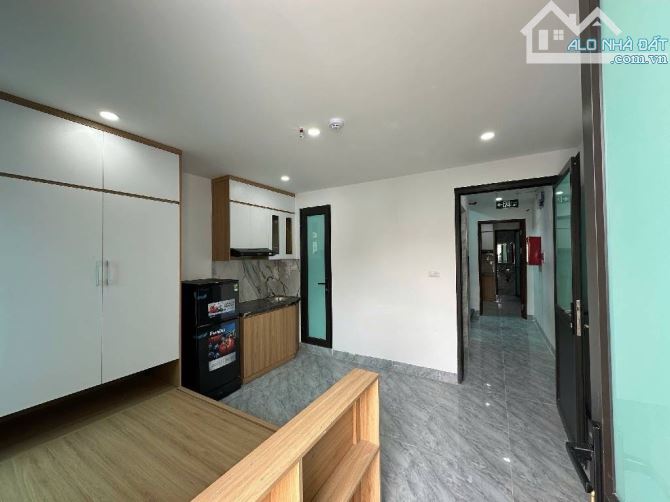 Siêu phẩm nhà dòng tiền 92m / 7 tầng / 17 phòng / thang máy / zá 14 tỷ